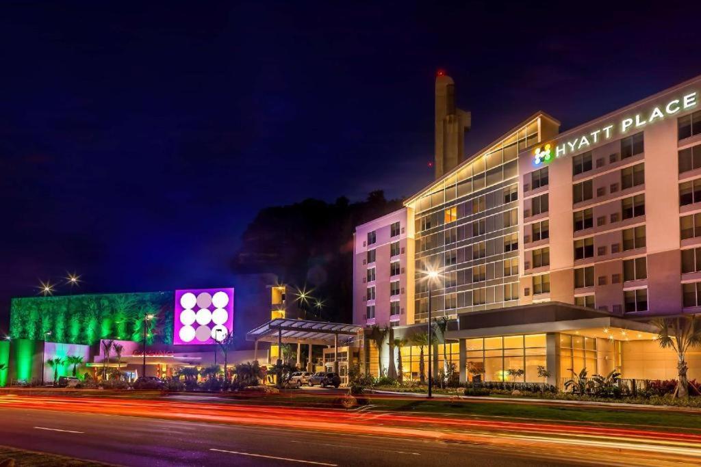 Levittown Lakes Екстер'єр фото